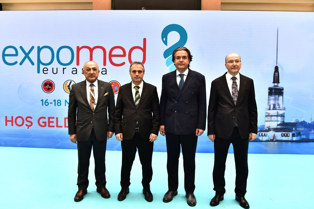 33. KEZ KAPILARINI A�TI