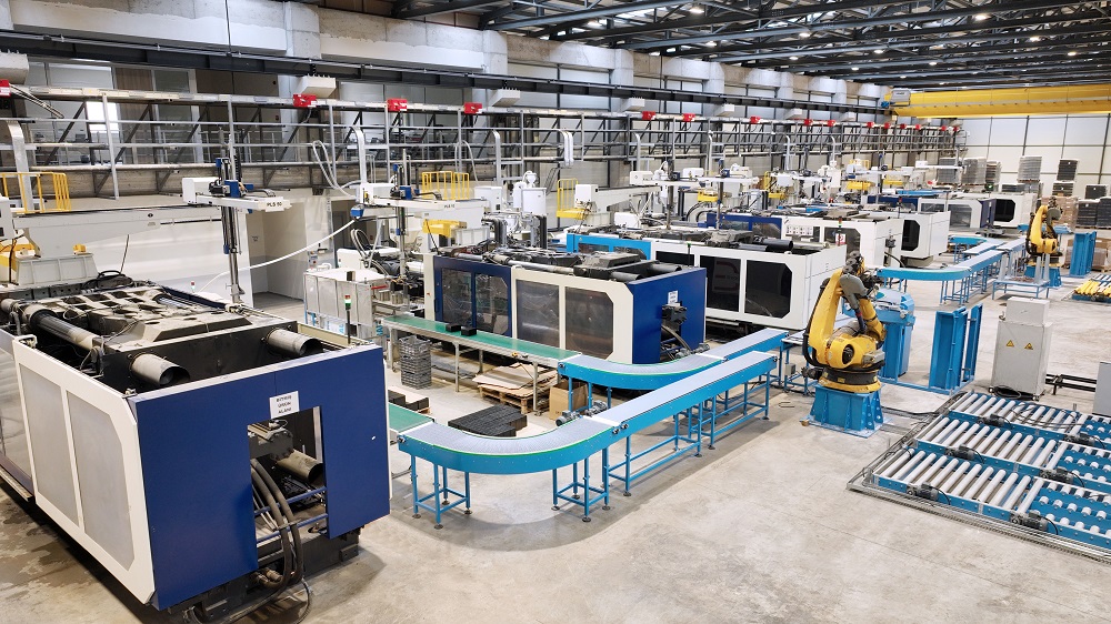 Y�KSEK PERFORMANS, �LER� TEKNOLOJ�: �AKO PREST�GE AKܔ