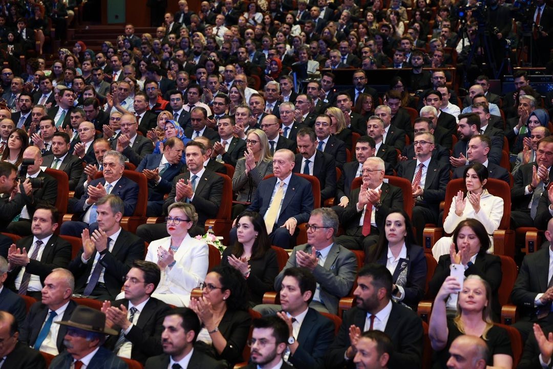 8.313 MW'LIK REKOR A�ILI�TAN 120 B�N MW HEDEF�NE