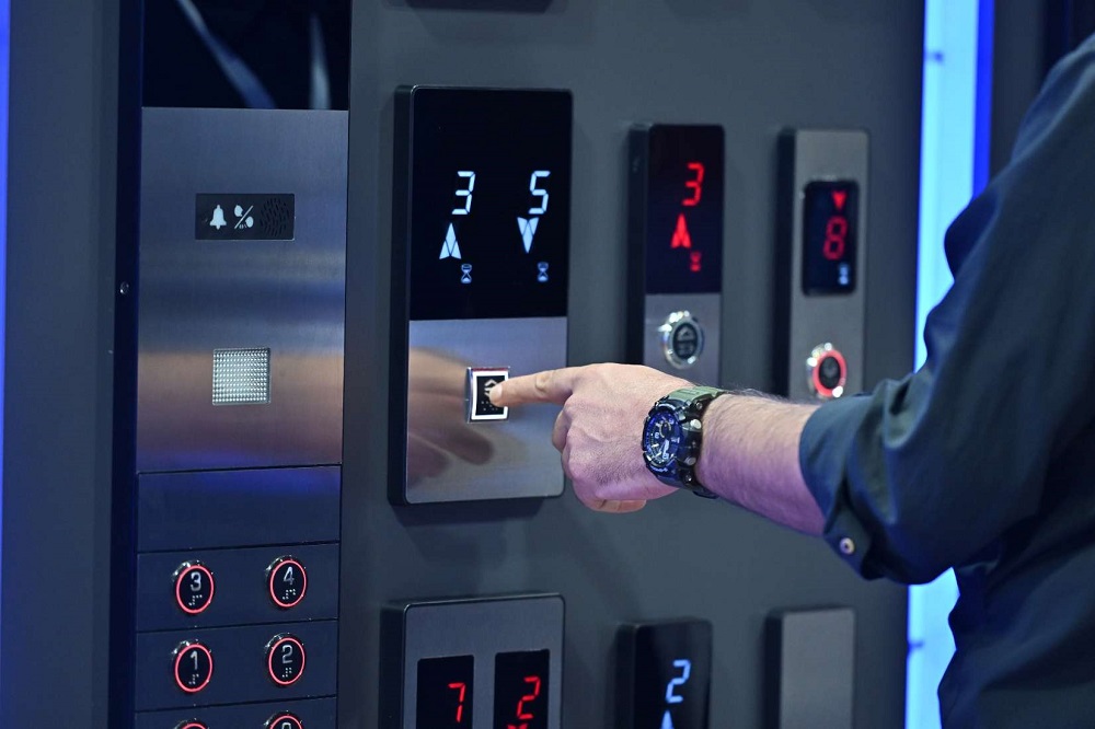 ORTALAMA 35 B�N YEN� ASANS�R H�ZMETE G�R�YOR